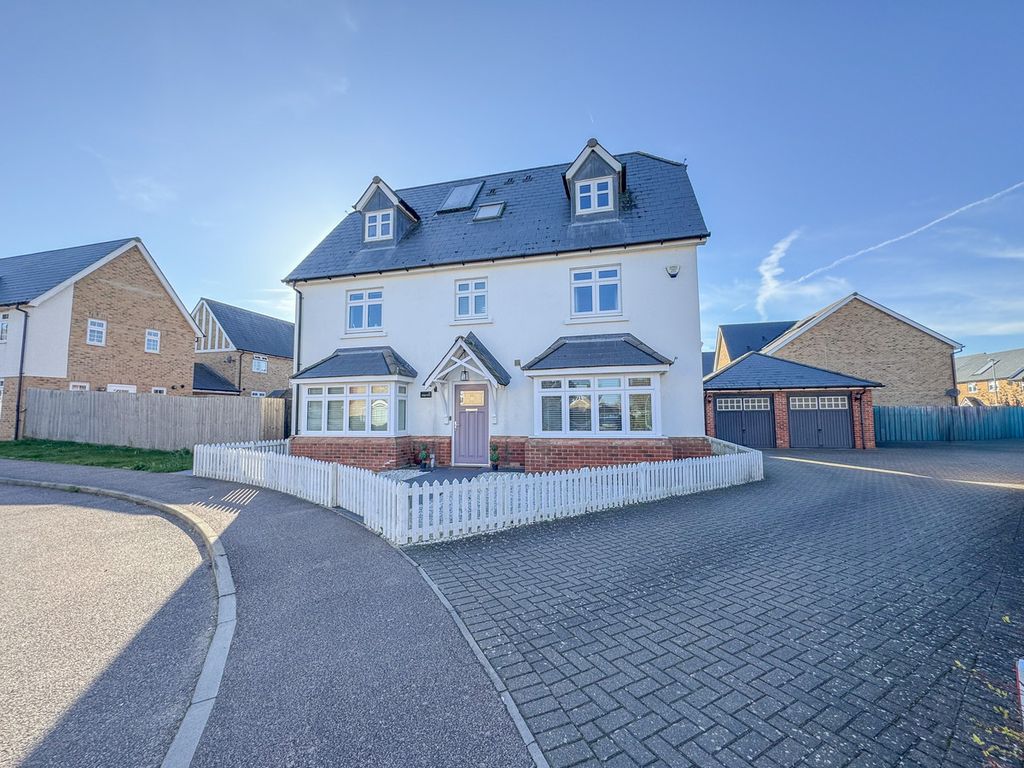 Property photo 1 of 39