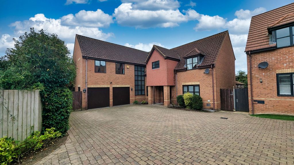 Property photo 1 of 31