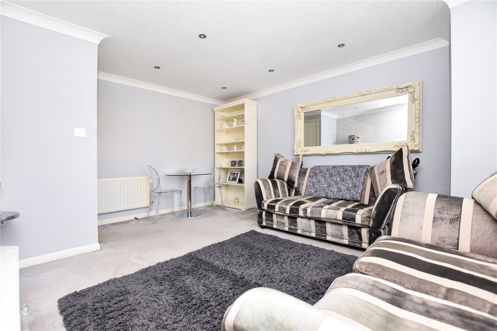 Property photo 3 of 15 Picture No. 40