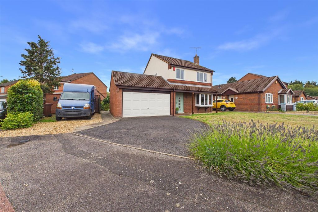 Property photo 1 of 23 Cam04235G0-Pr0217-Still026.Jpg