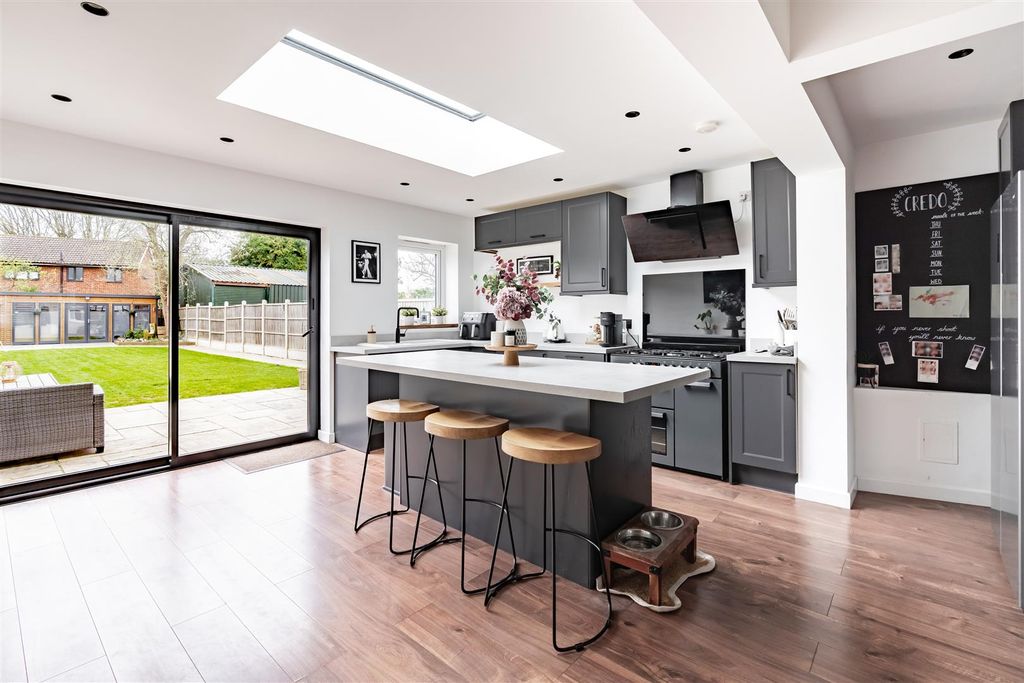 Property photo 2 of 17 Credo-Hr29.Jpg