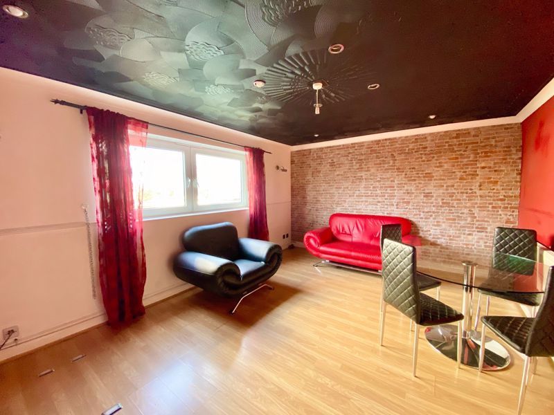 Property photo 3 of 16 Photo 4