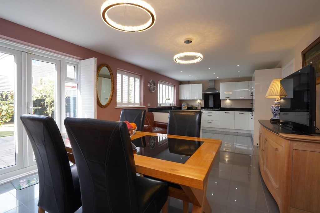 Property photo 2 of 30 Dsc03349.Jpg