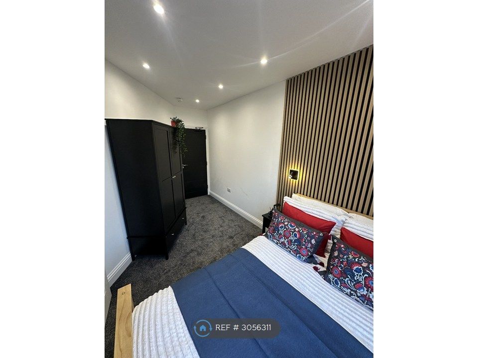 Property photo 2 of 10 Room 7