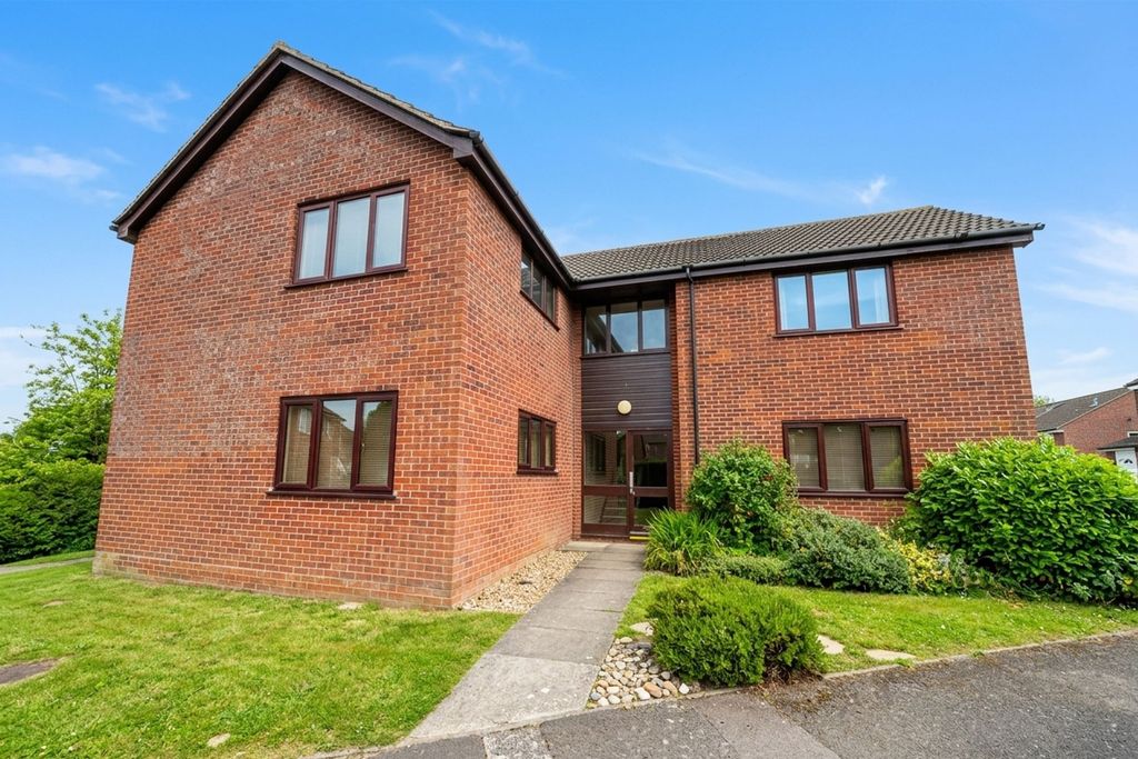 Property photo 1 of 14