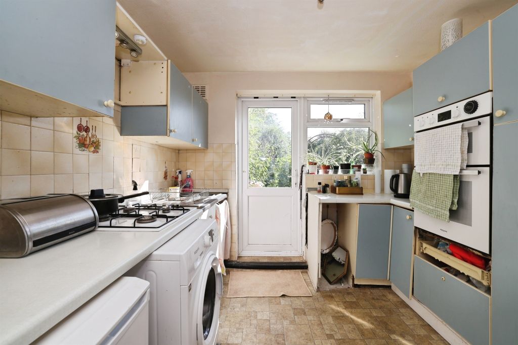Property photo 3 of 20