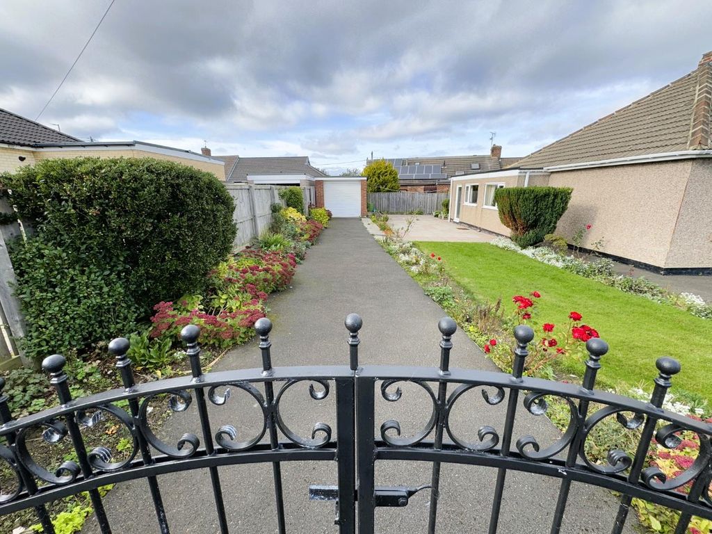 Property photo 2 of 28 External