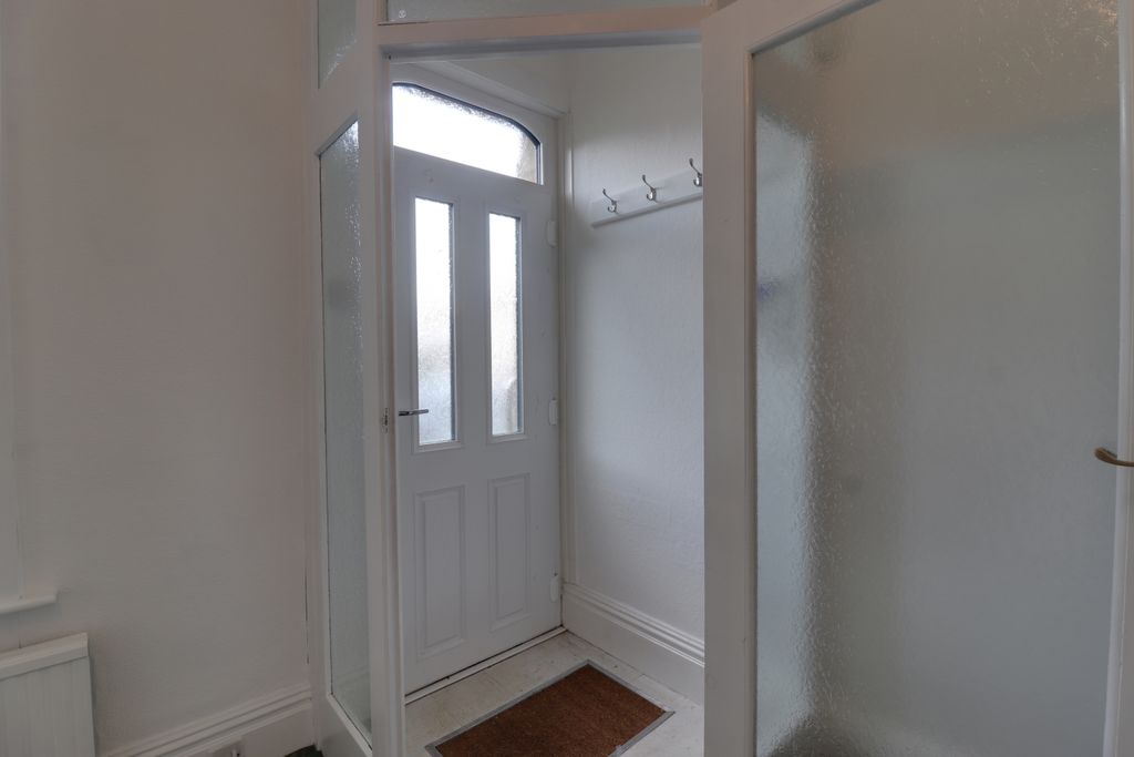 Property photo 2 of 17 Entrance Porch