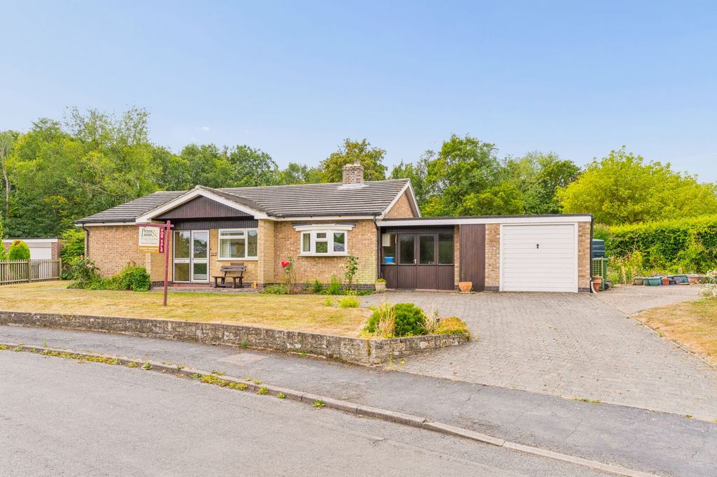 Property photo 1 of 25