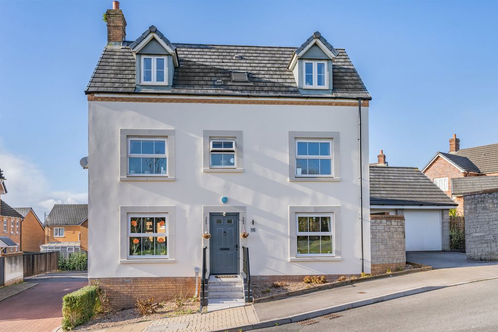 Property photo 1 of 29