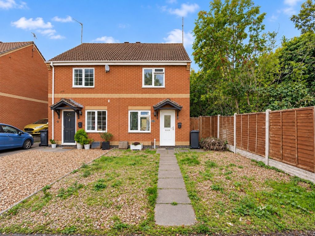 Property photo 1 of 12