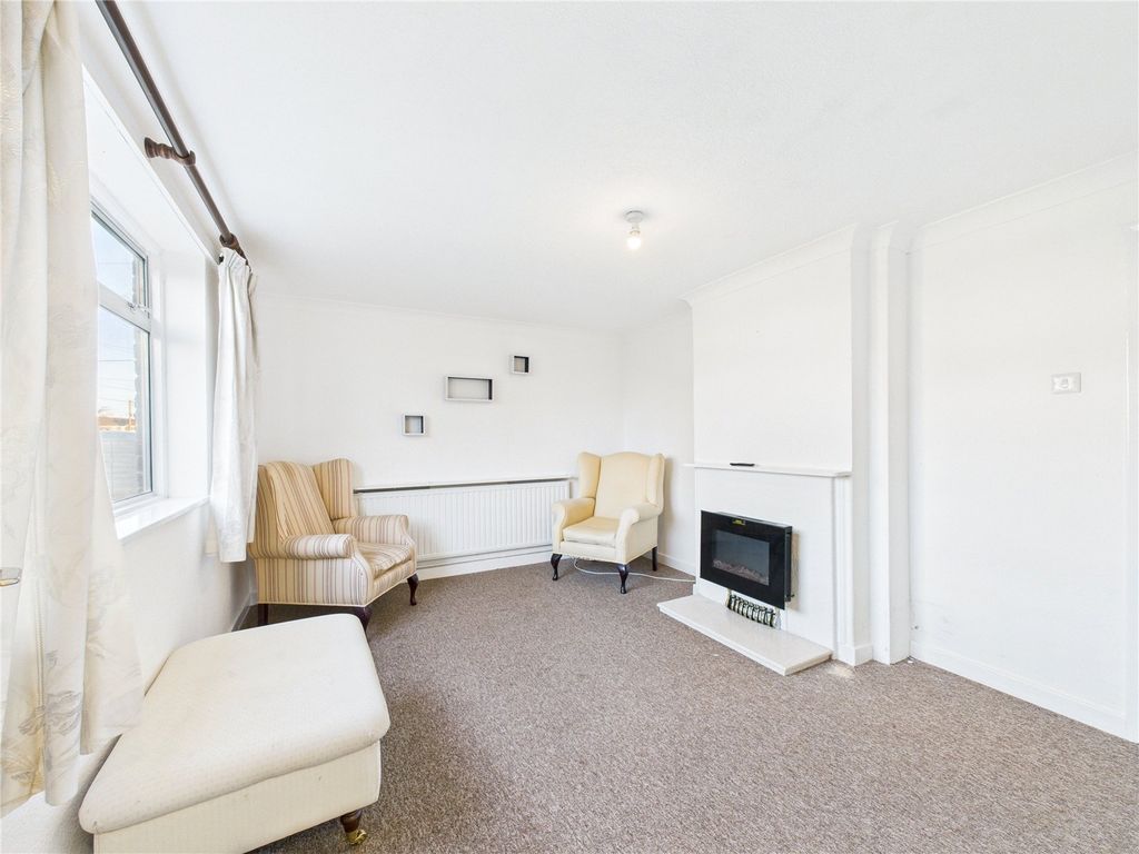 Property photo 2 of 9 2 - Picture No. 02