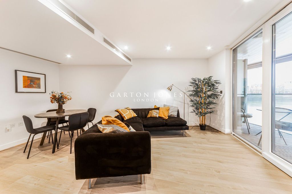 Property photo 2 of 16 Picture No. 20