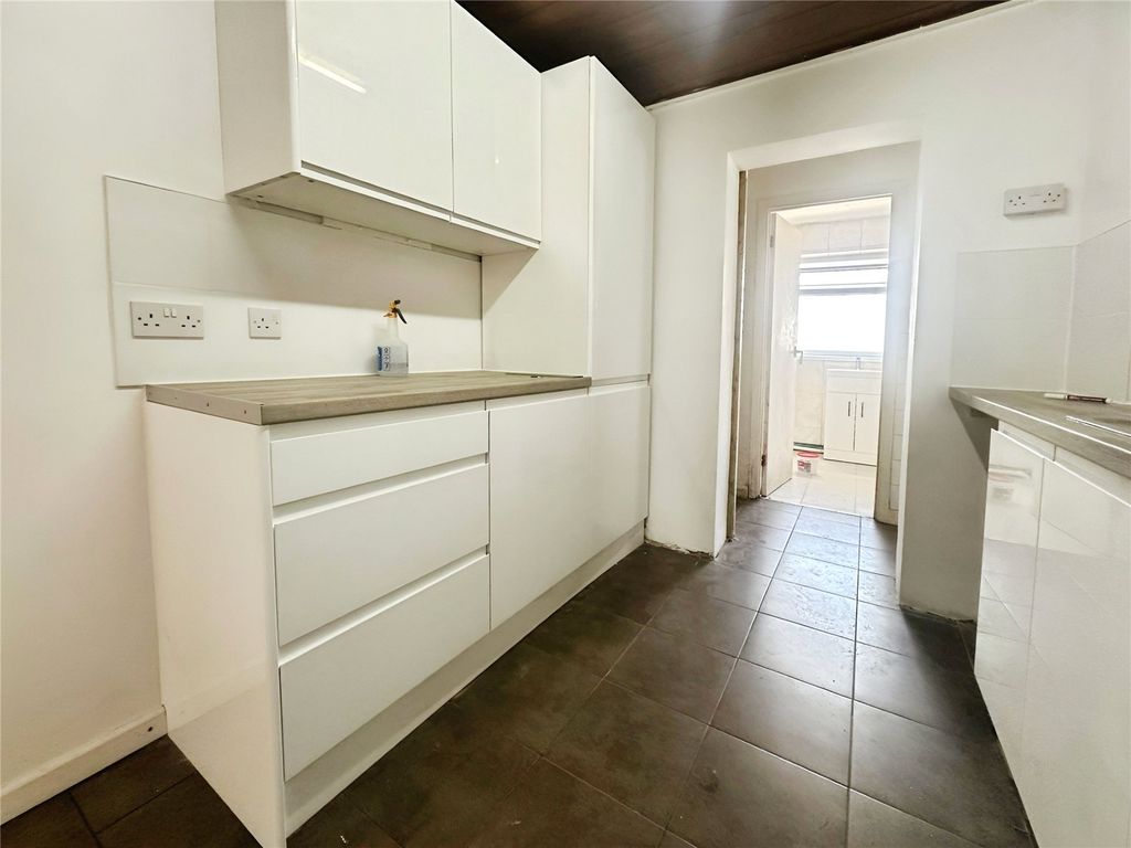 Property photo 3 of 13 Picture No. 05