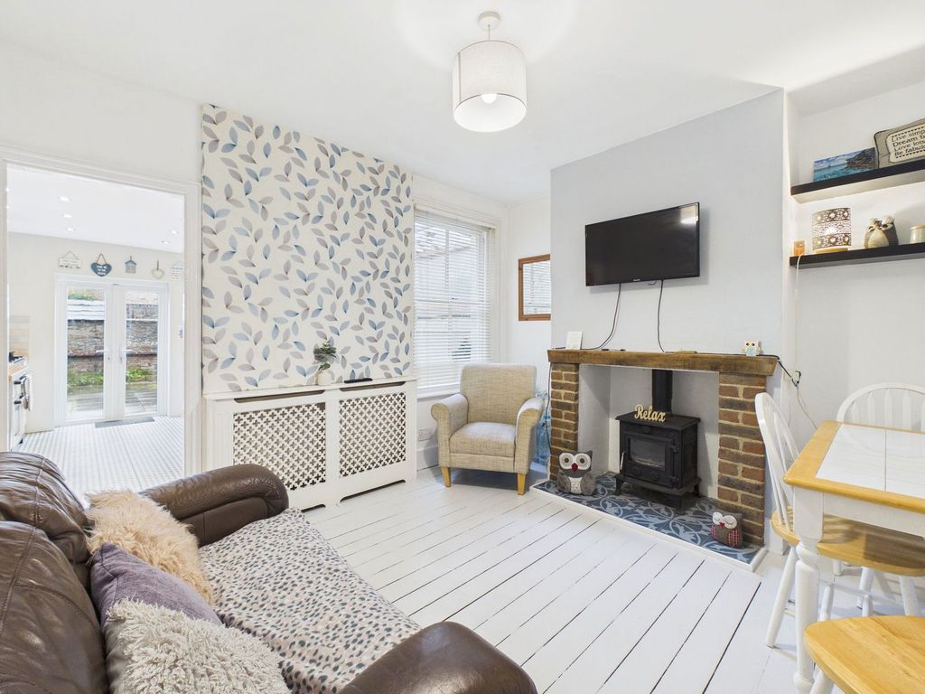 Property photo 3 of 14