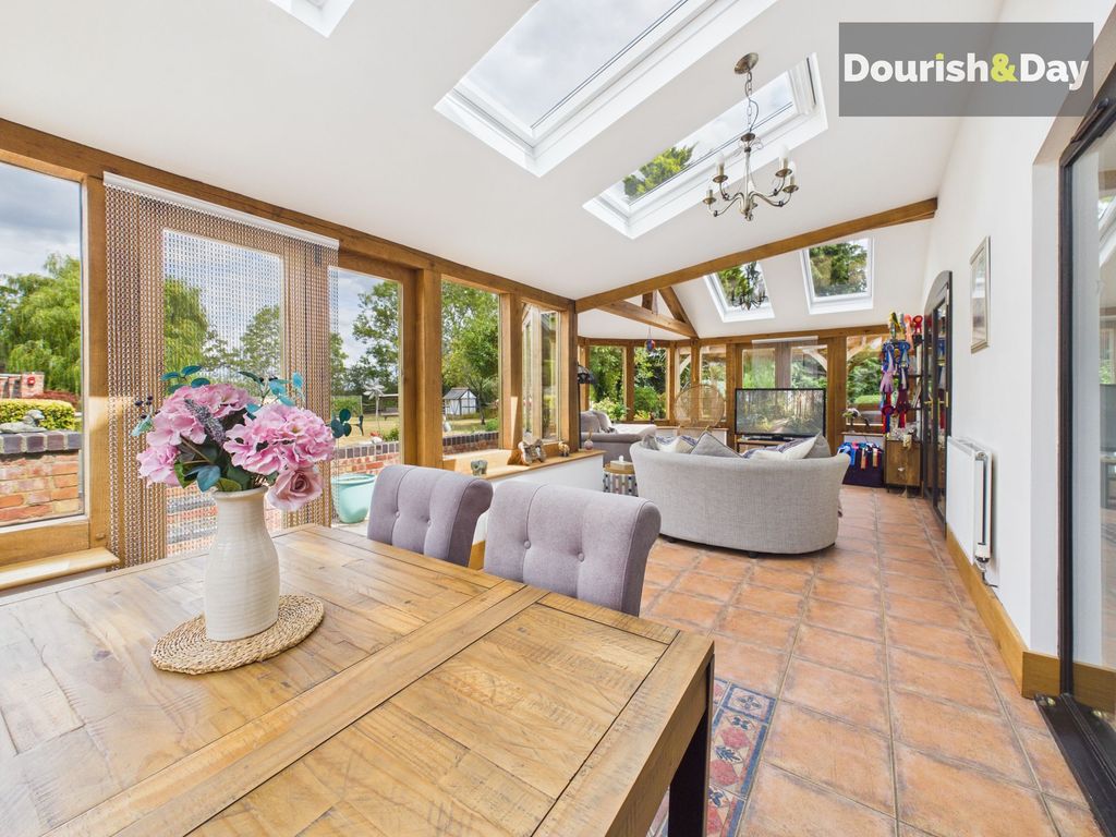 Property photo 2 of 57