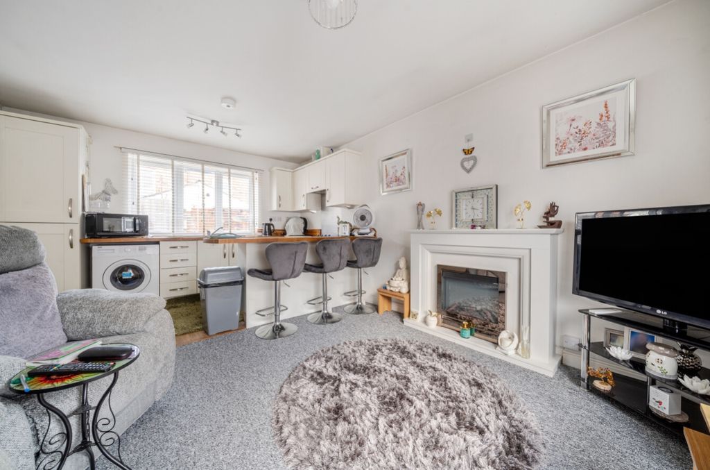Property photo 3 of 13 1239937 (2)