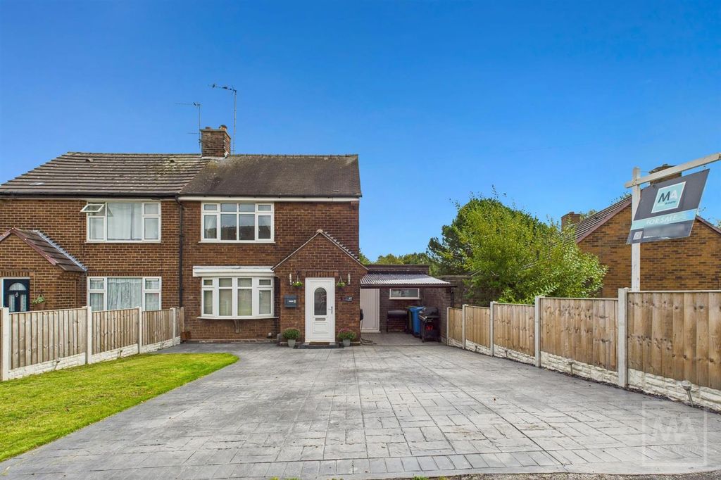 Property photo 1 of 14 Front Exterior