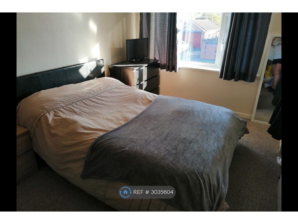 Property photo 2 of 9
