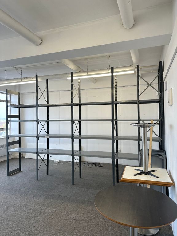 Property photo 1 of 2