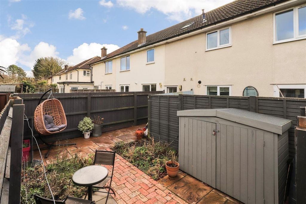 Property photo 2 of 15 Img (1).Jpg