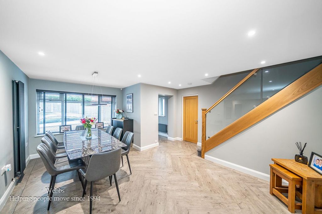 Property photo 3 of 30 Webbs-5.Jpg