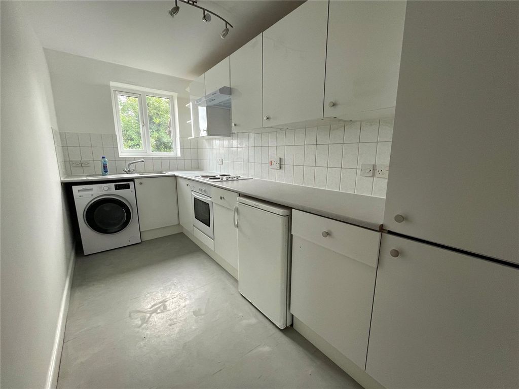 Property photo 2 of 7 Picture No. 21