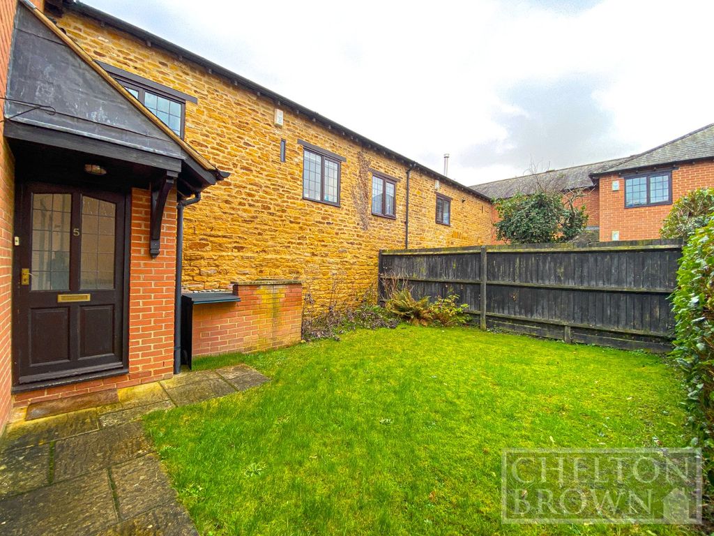 Property photo 1 of 17 Private Garden