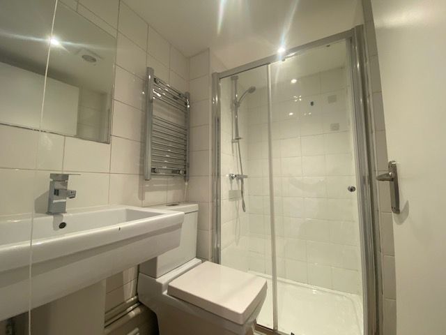 Property photo 2 of 6 Bathroom