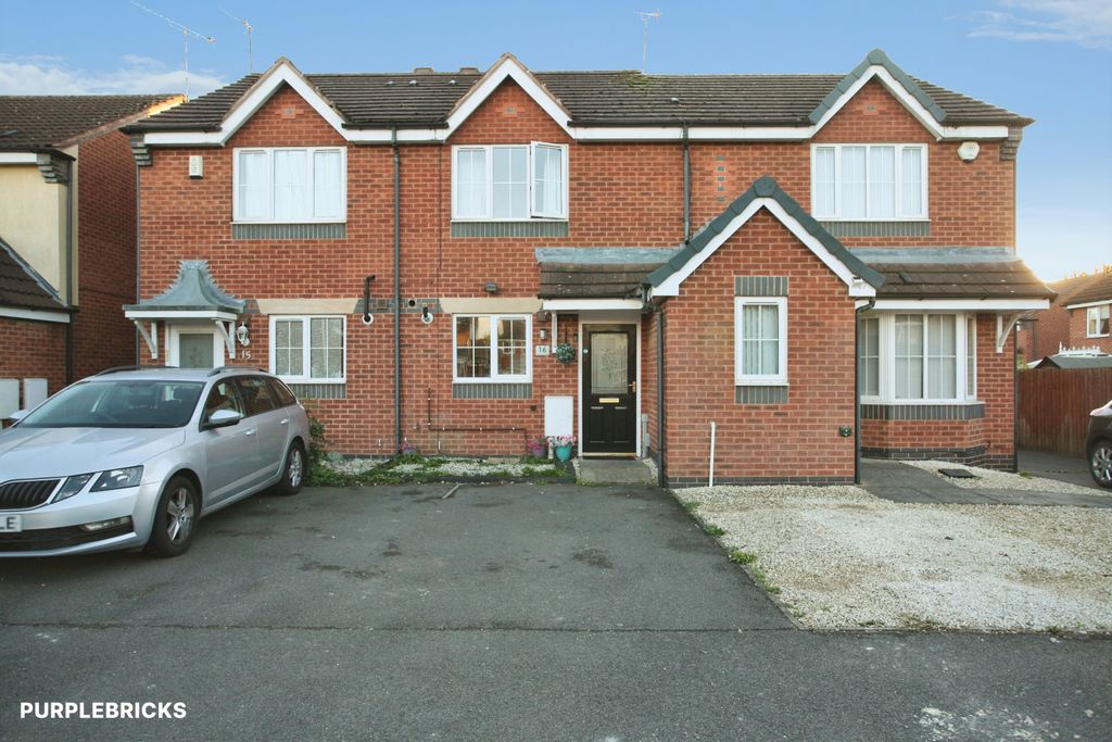 Property photo 1 of 17