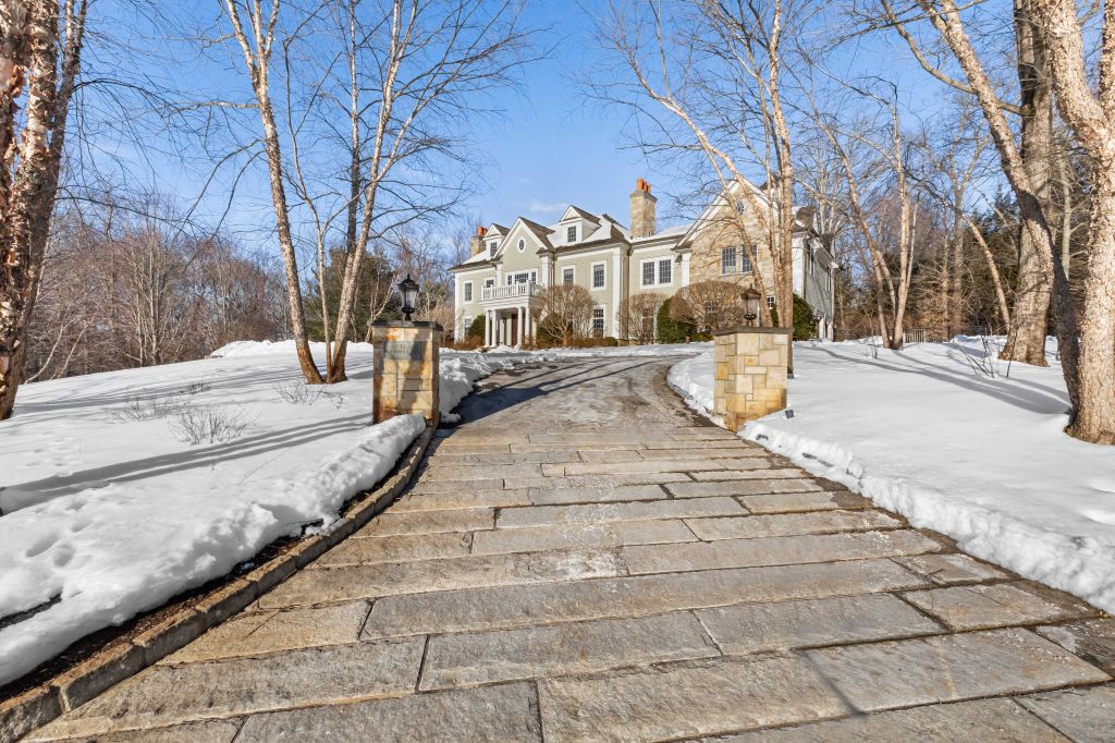 Property photo 2 of 17 <Alttext/>