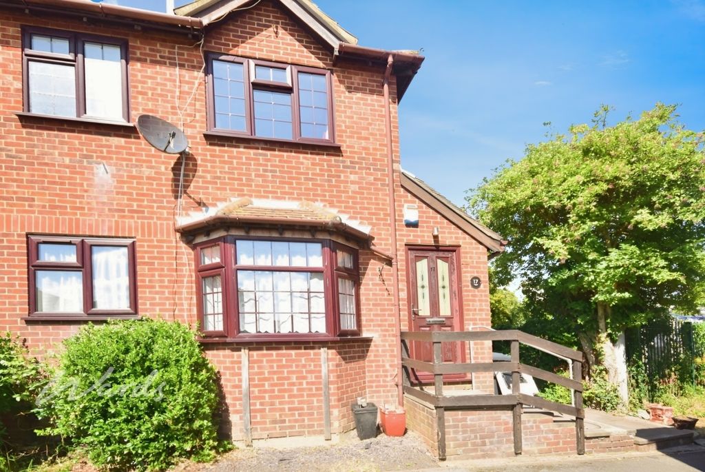 Property photo 1 of 7 Aa3E90c7-Front