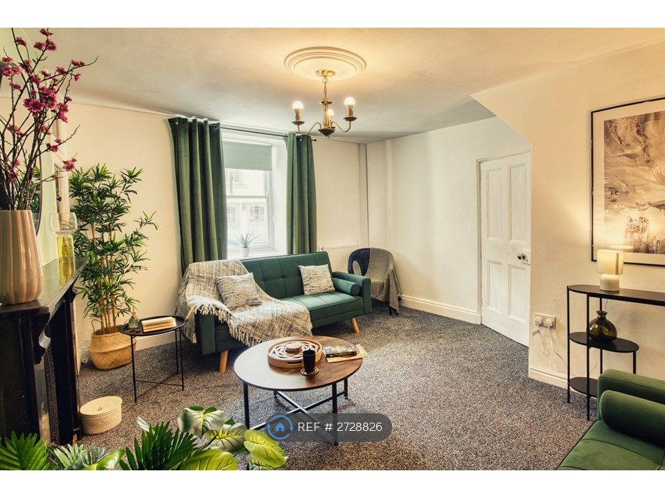 Property photo 3 of 26