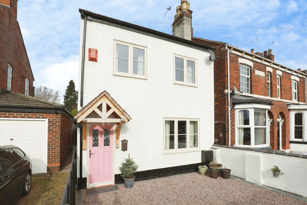 Property photo 1 of 26