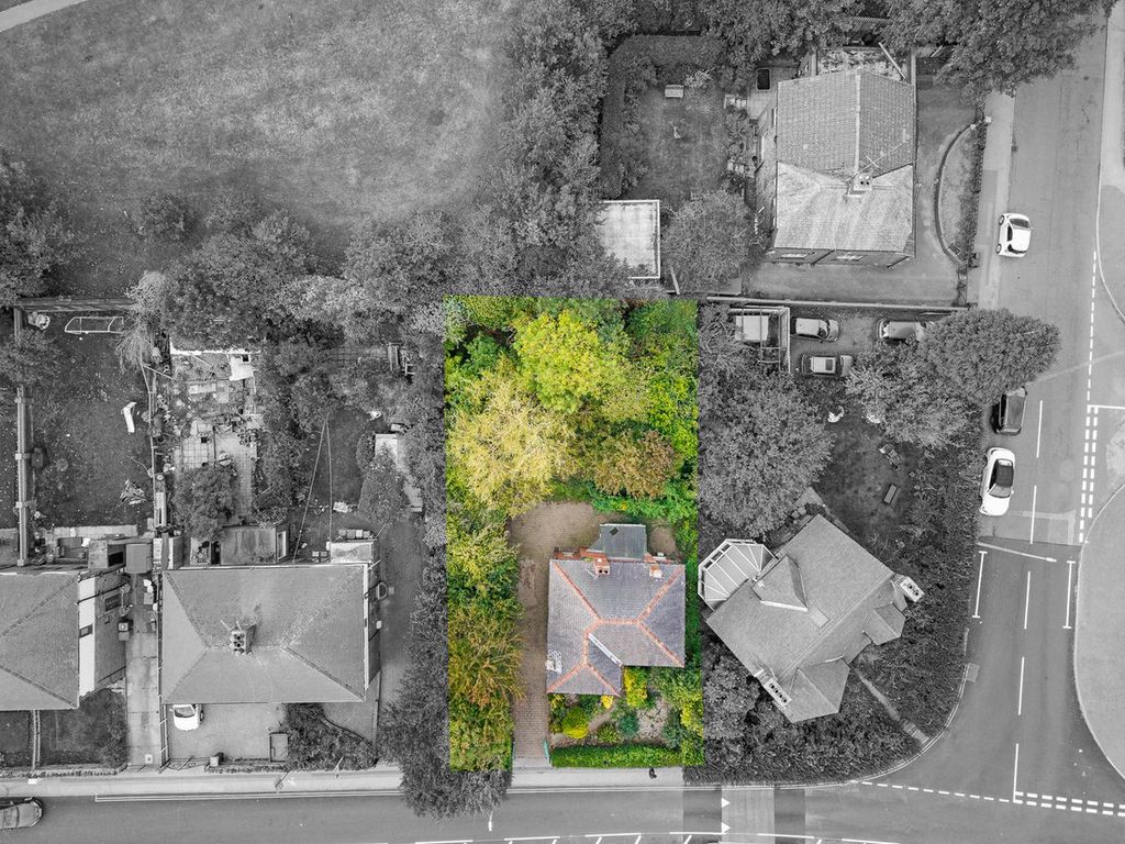 Property photo 2 of 12