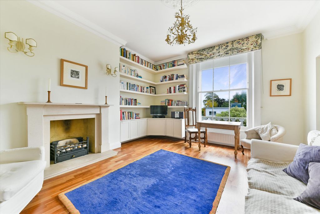 Property photo 1 of 11 Image