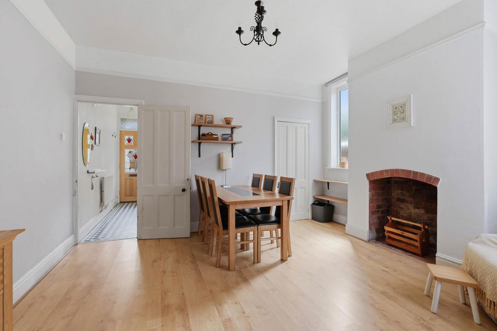 Property photo 2 of 25 Dining Room
