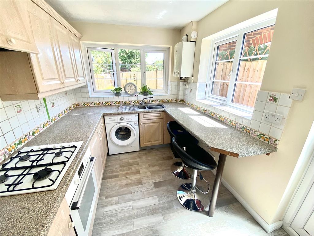 Property photo 3 of 13 K1.Jpg