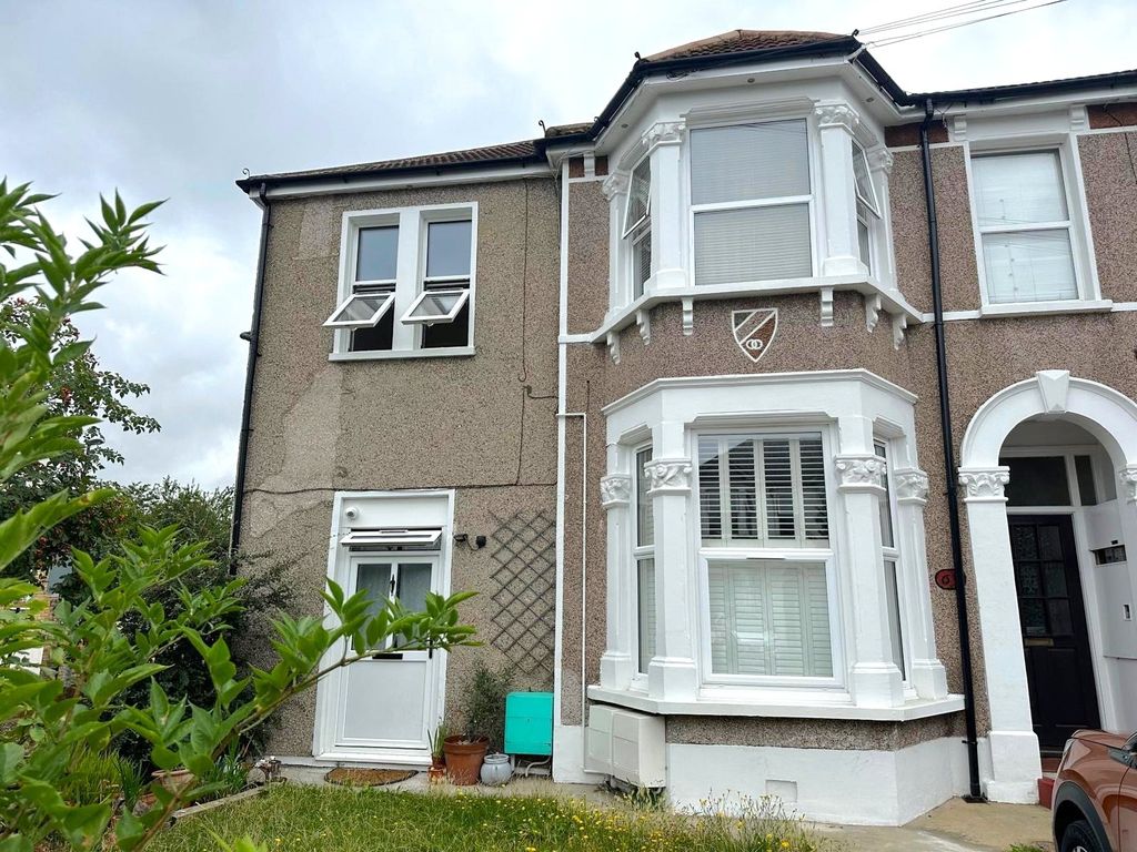 Property photo 1 of 8 Picture No. 23