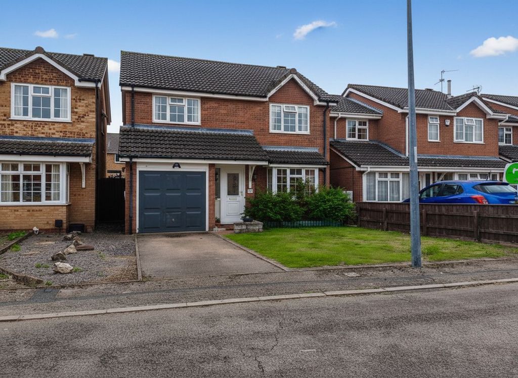 Property photo 2 of 34