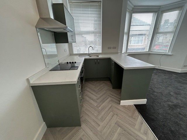 Property photo 2 of 4 Modern Kitchen