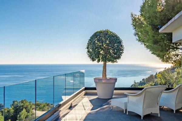 Property photo 2 of 3