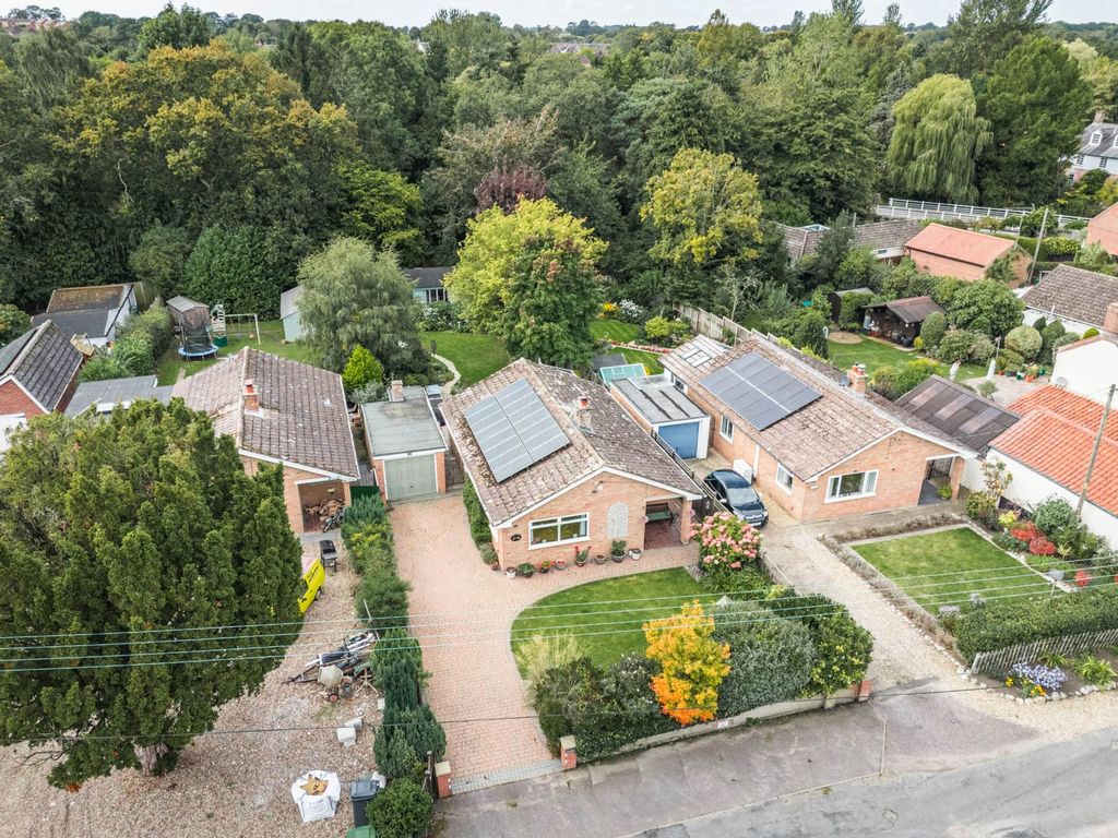 Property photo 1 of 28