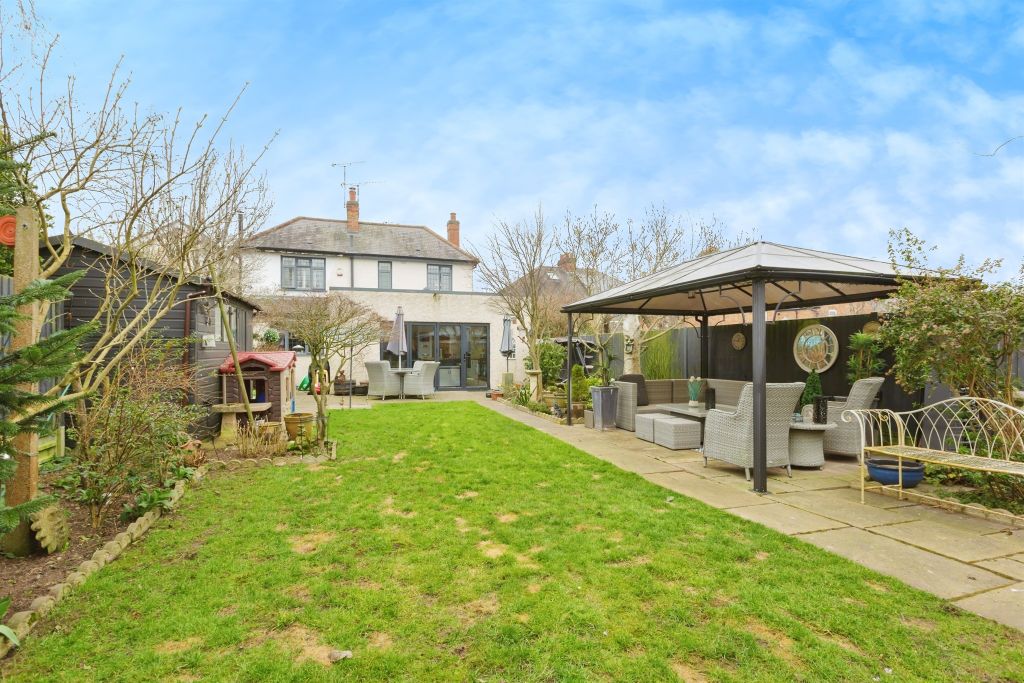 Property photo 1 of 20