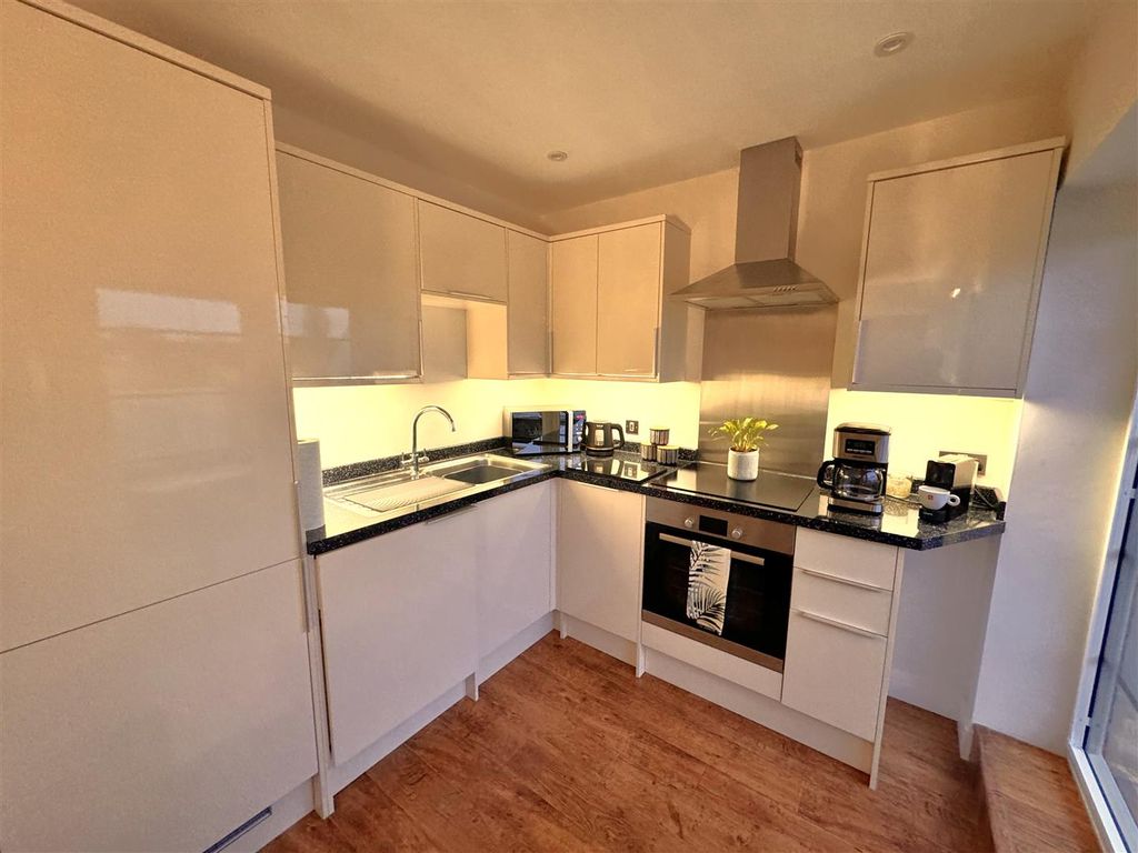 Property photo 3 of 20 Img_2855.Jpg