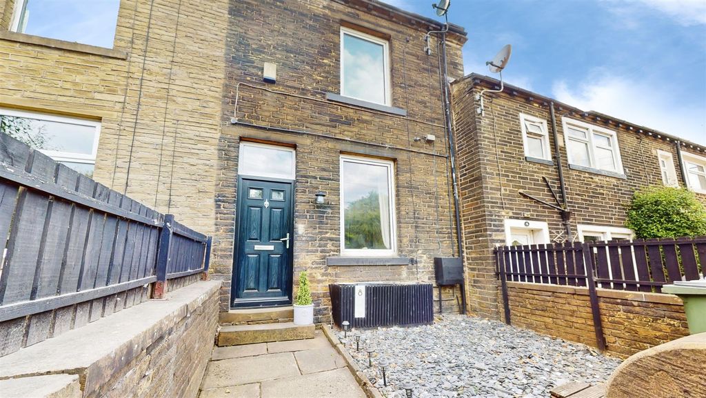 Property photo 1 of 10 External