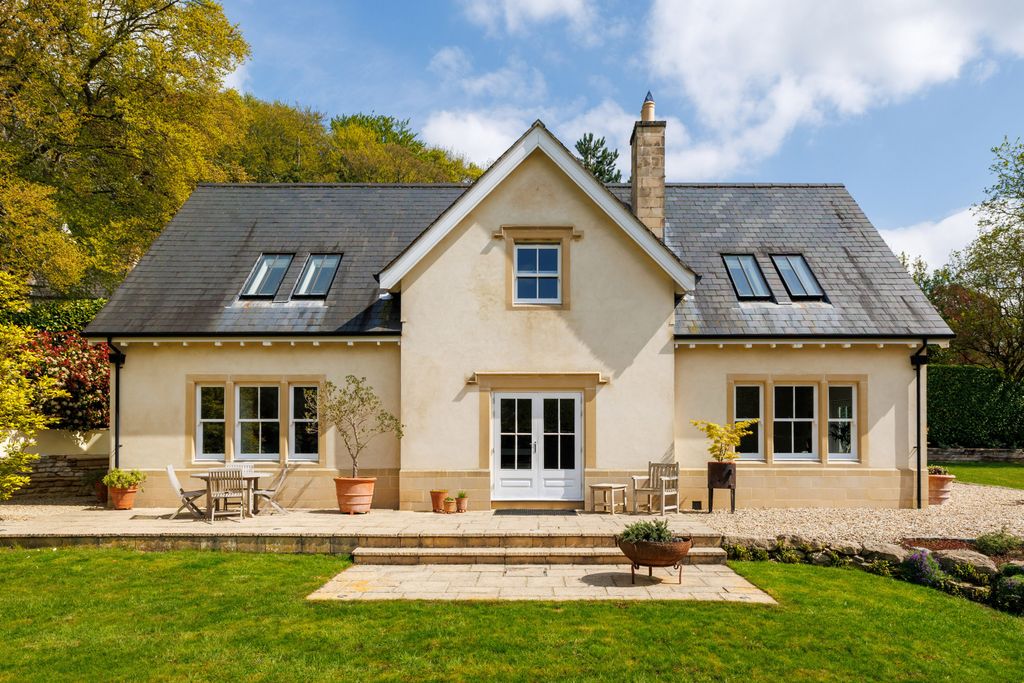 Property photo 1 of 23 Limestone House