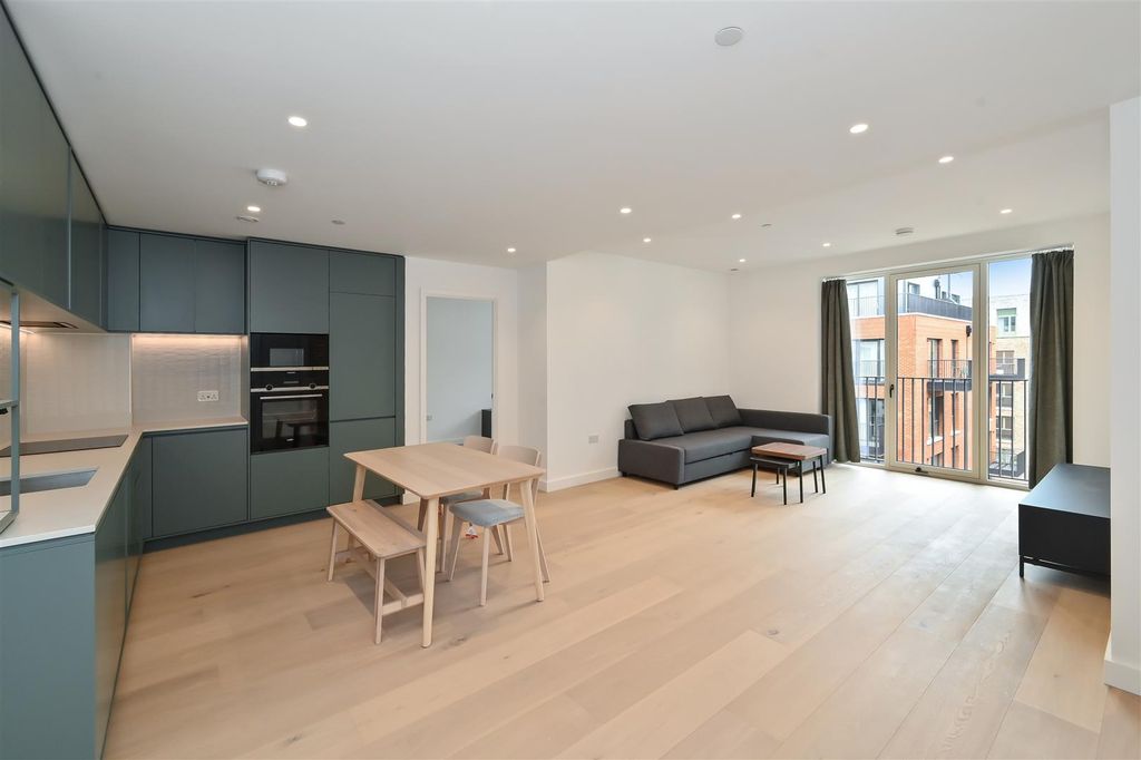 Property photo 3 of 28 91-Ashbee (4).Jpg