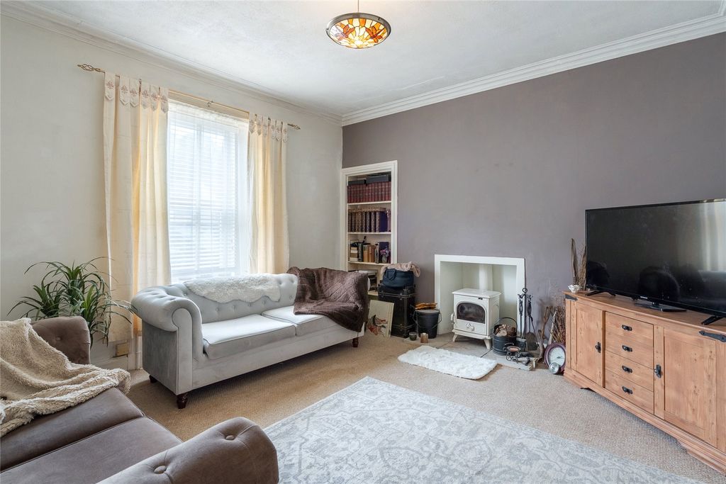 Property photo 2 of 14 Picture No. 07