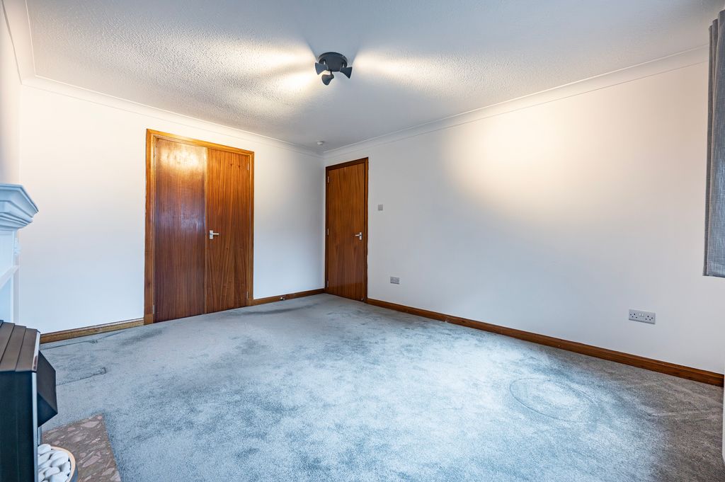 Additional image 8 of 1 bed flat for saleFenwick Place, Giffnock, Glasgow G46